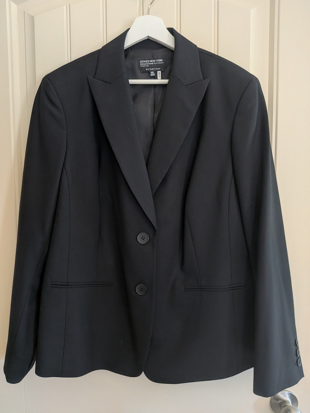 Jones New York Women’s Black Tailored Blazer